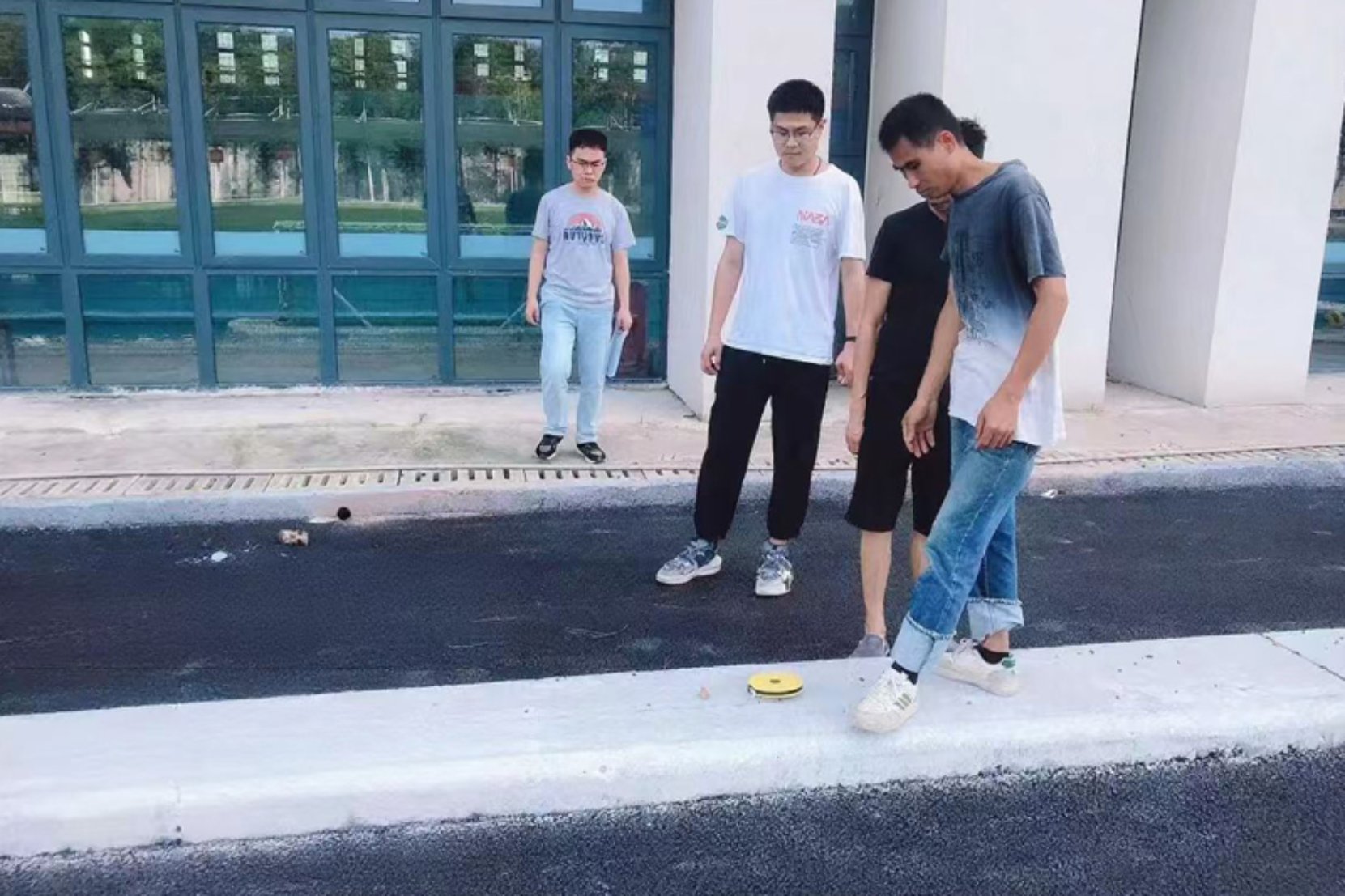 赛场逐梦展锋芒场馆卫士护荣光 ——江南训练基地场地科团队纪实(图2)