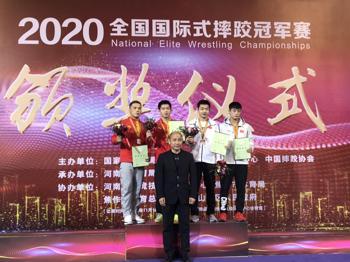 广西运动员参加2020年全国国际式摔跤冠军赛收获2金2银1铜
