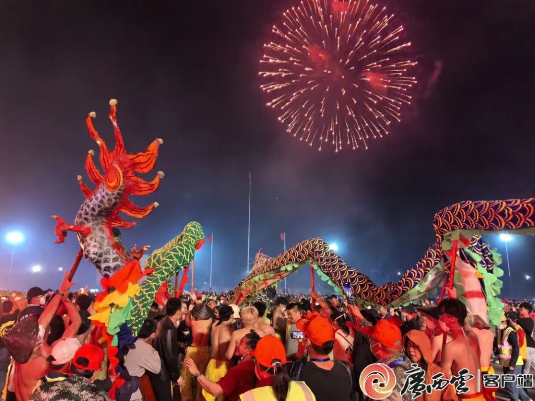 “东方狂欢节”——宾阳炮龙节再起舞|手机广西网